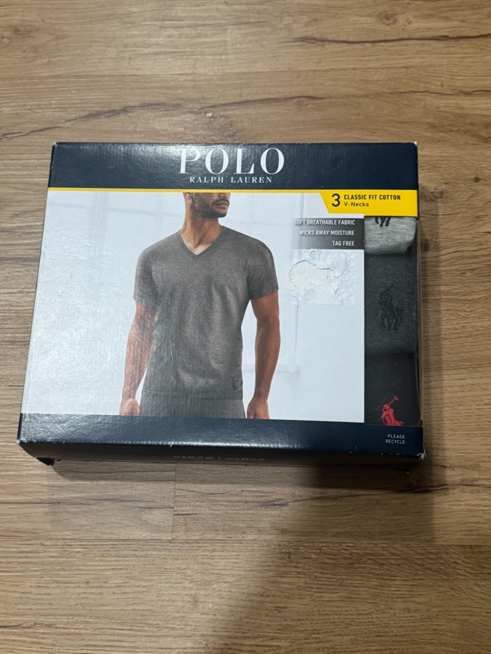 Polo Ralph Lauren T Shirt 3 Pack Size Large  Classic Fit V Neck Undershirt Polos